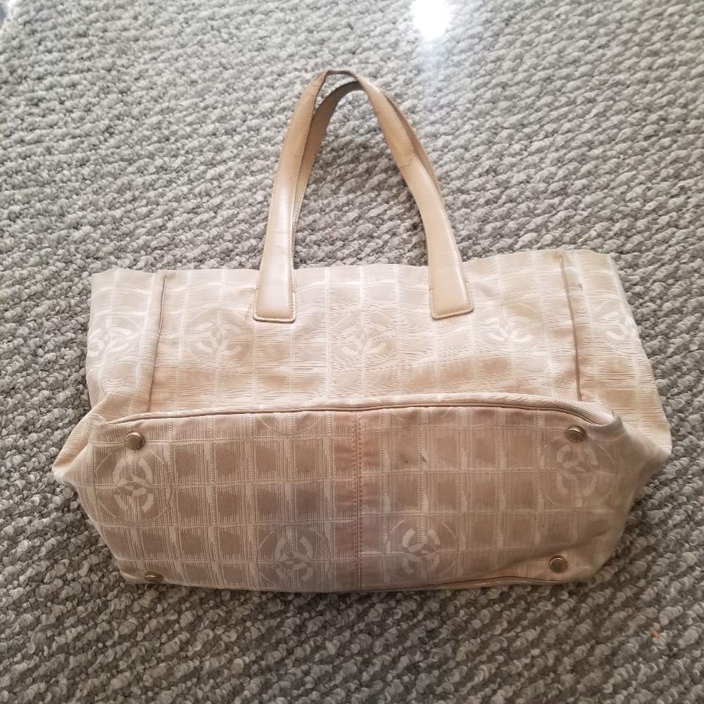 Chanel Tote ** AUTHENTIC